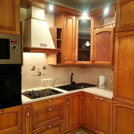 Apartment On Tole Bi Almati Kültér fotó