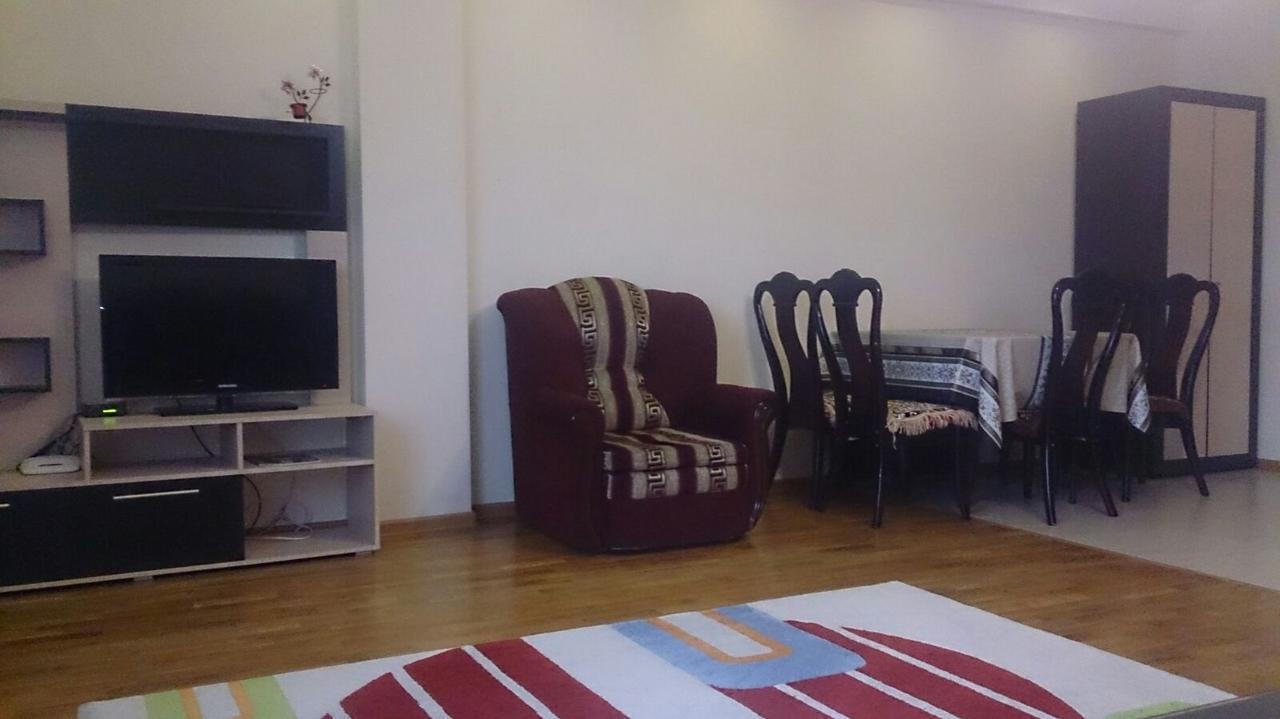Apartment On Tole Bi Almati Kültér fotó